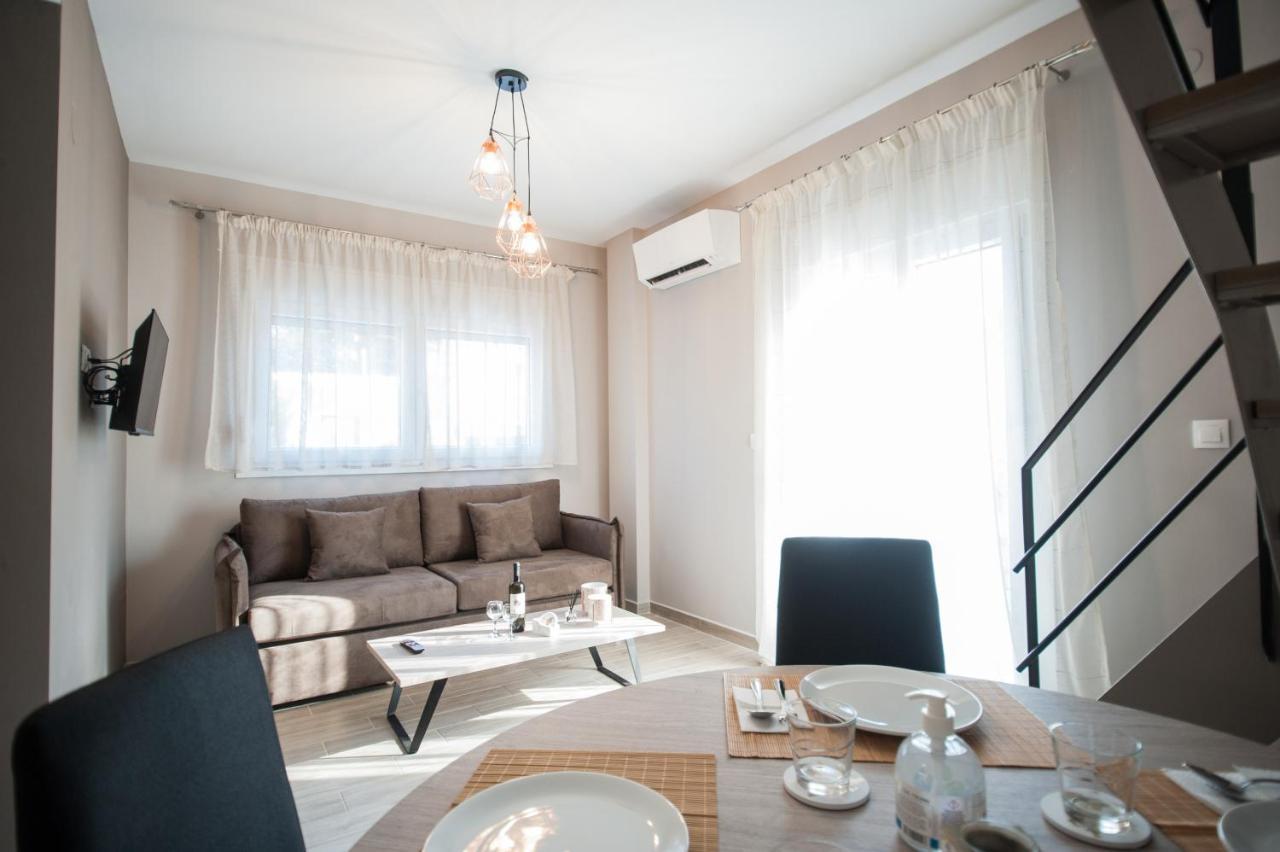 Niki'S Apartments Peraía Екстериор снимка