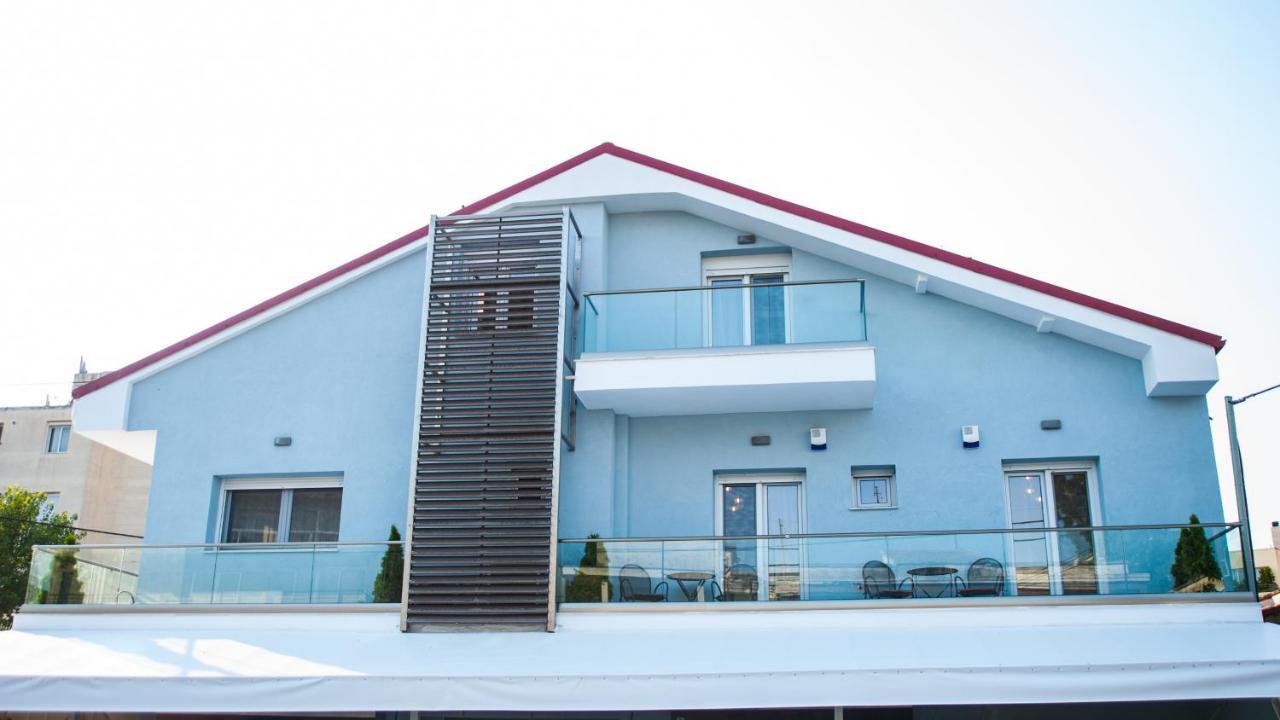 Niki'S Apartments Peraía Екстериор снимка