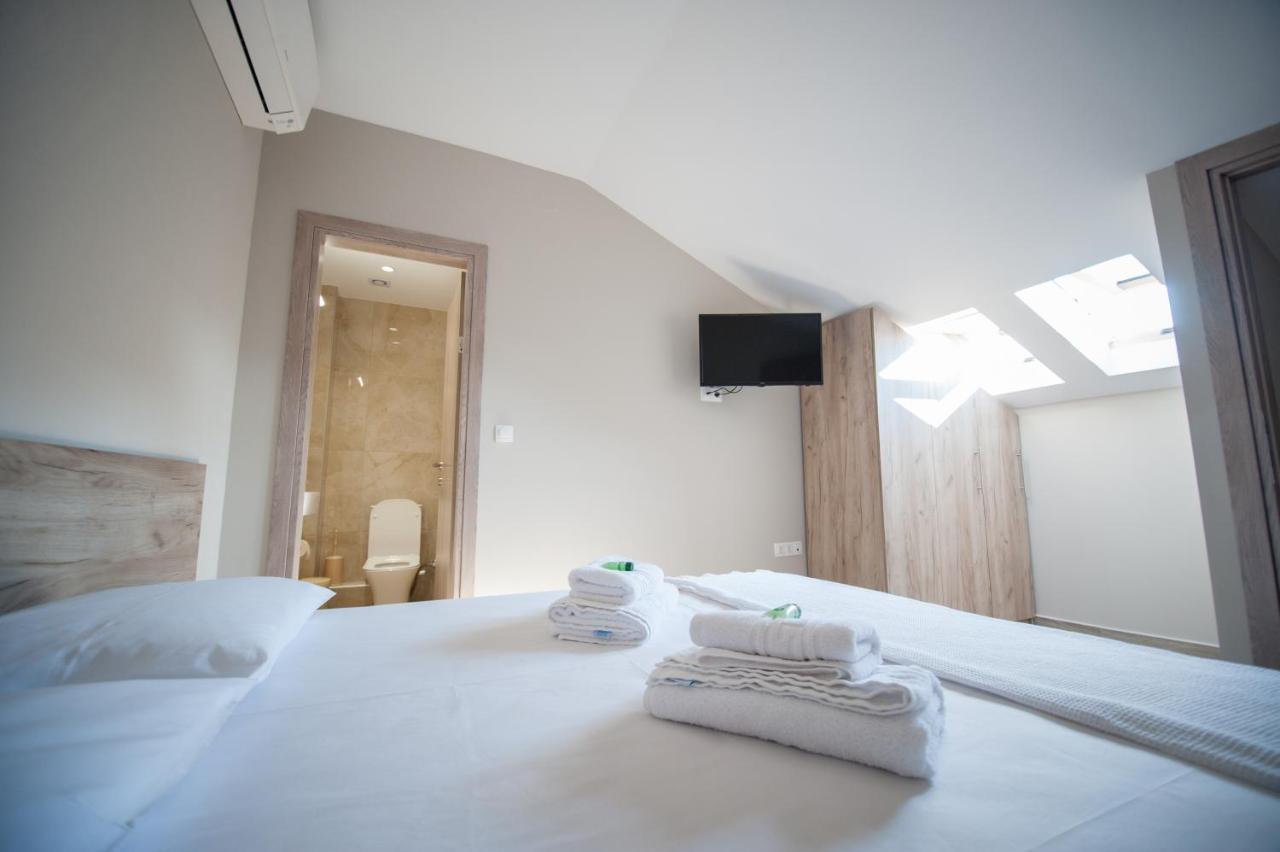 Niki'S Apartments Peraía Екстериор снимка